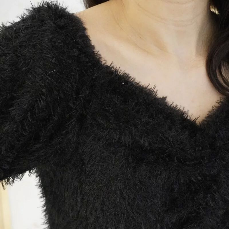 Fuzzy Centre Twisted Long Sleeves Knitwear Top