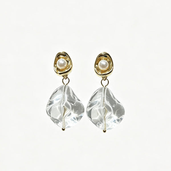 grandmama-cafe-gold-pearl-irregular-clear-resin-drop-earrings-hong-kong